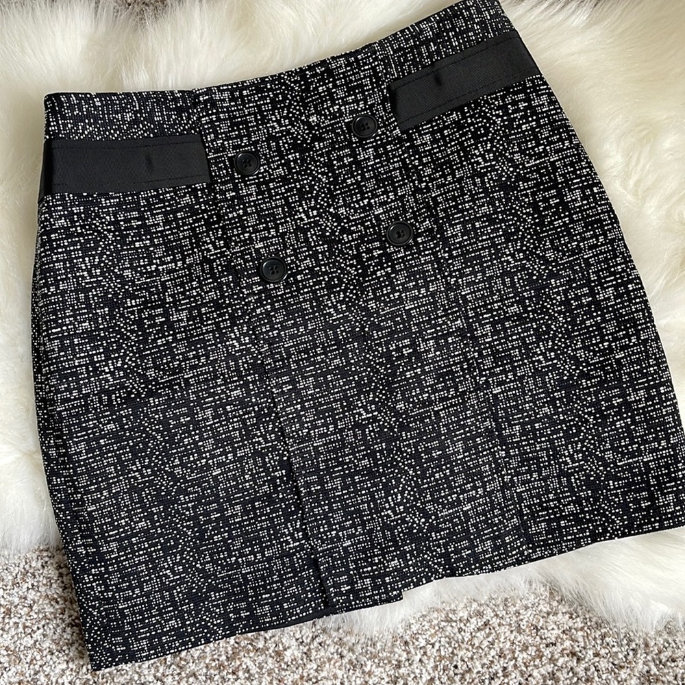 Forenza  Tweed Mini Skirt   size 2